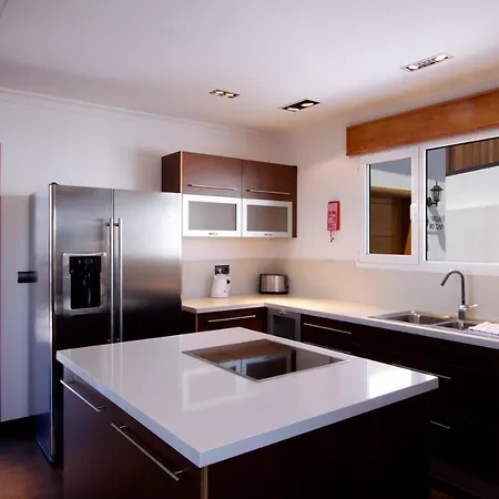 Villa Camino - 4 Bedroom - Great Pool Area - Perfect For Families *