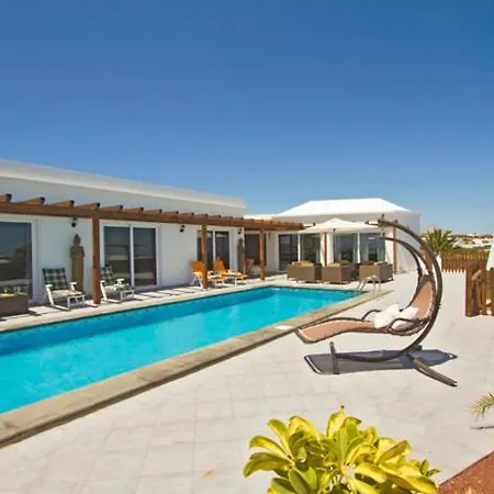 Villa Camino - 4 Bedroom - Great Pool Area - Perfect For Families Puerto Calero