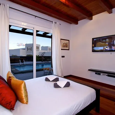 Camino - 4 Bedroom - Great Pool Area - Perfect For Families *